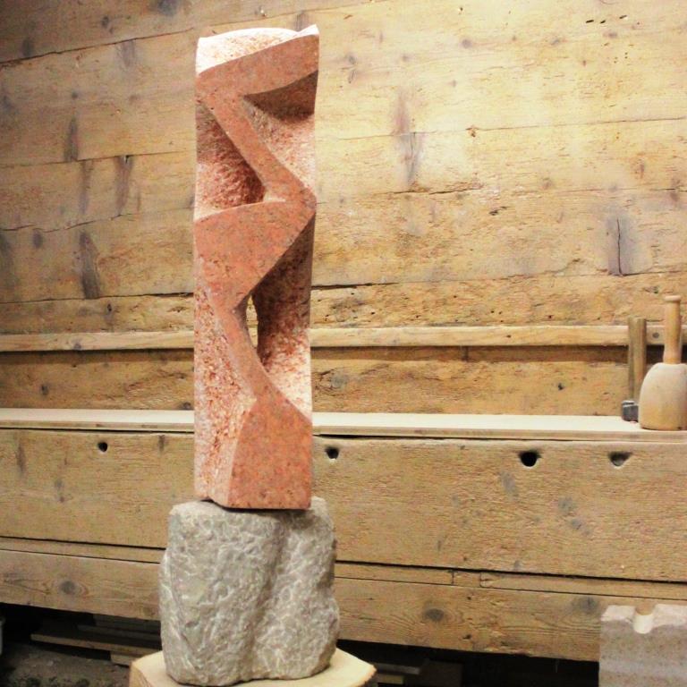 Travertin, Kalkstein, Lindenholz, 2016